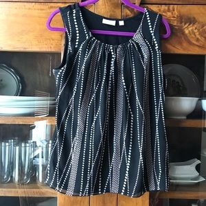 New York & Co Size Large Stretch Sleeveless Top